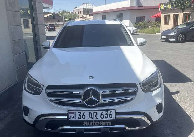 Mercedes-Benz GLC 300 2021 — լուսանկար 2
