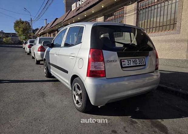 Kia Picanto 2006 — լուսանկար 4