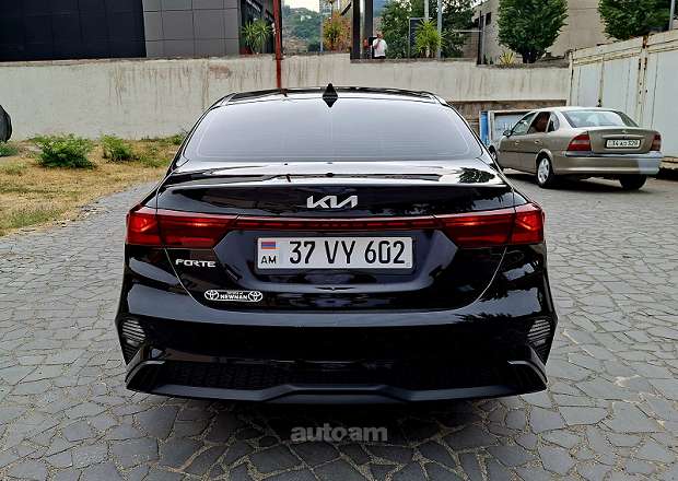 Kia Forte 2023 — photo 6