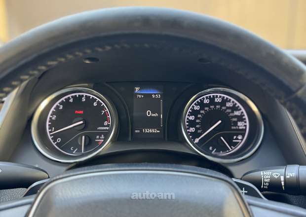 Toyota Camry 2019 — photo 4
