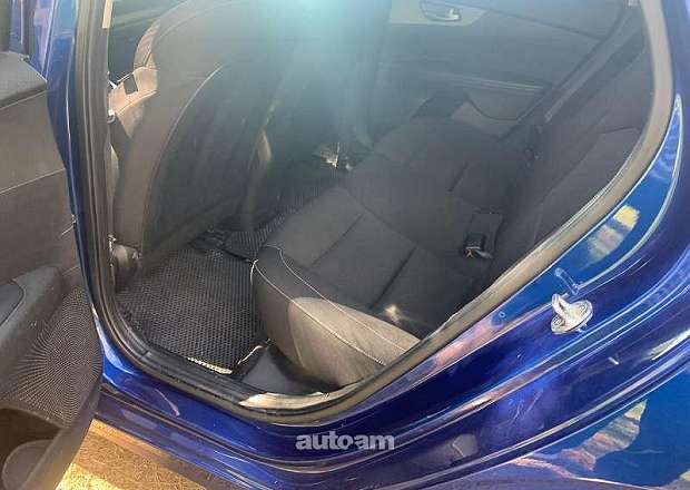 Kia Forte 2020 — լուսանկար 8