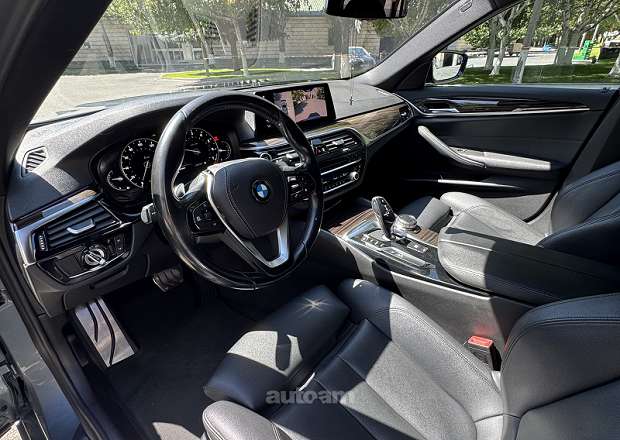 BMW 530 2019 — լուսանկար 11