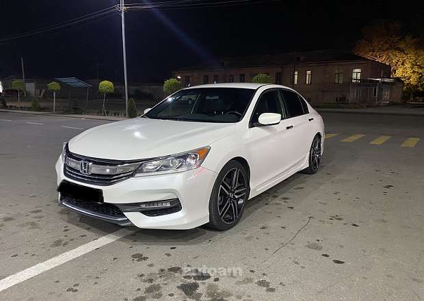 Honda Accord 2016 — фото 1