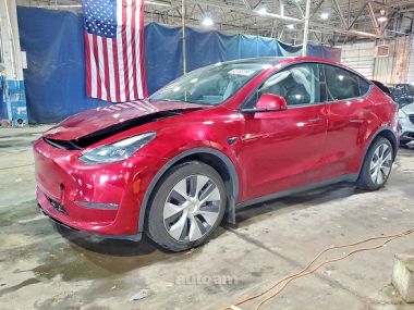 Tesla Model Y  2024 