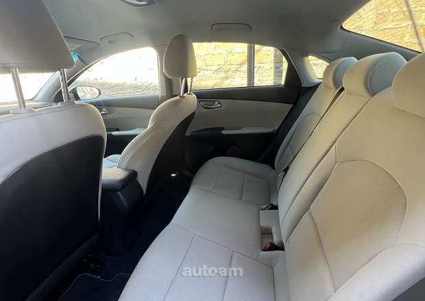 Kia Forte 2023 — photo 14
