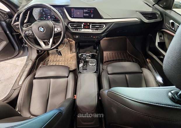 BMW 228