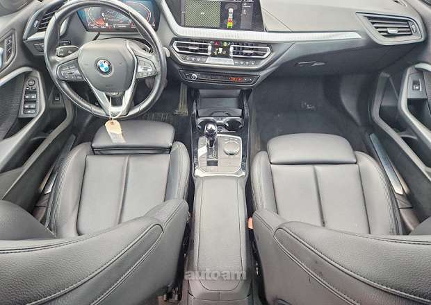 BMW 228