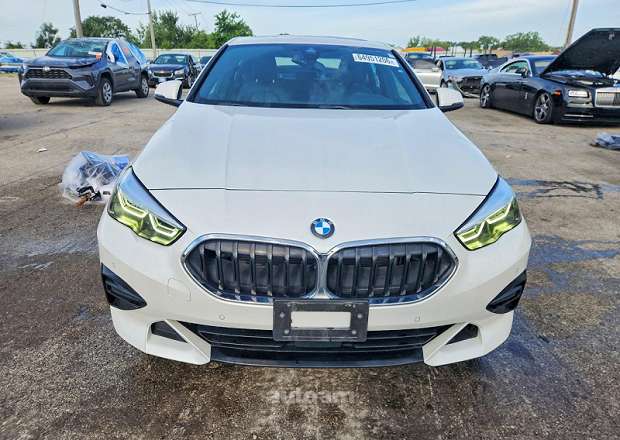 BMW 228