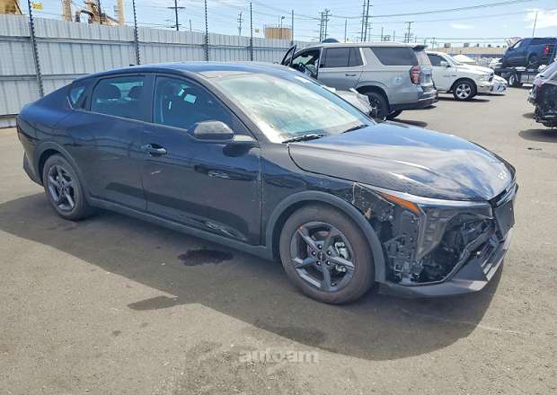 Kia K4