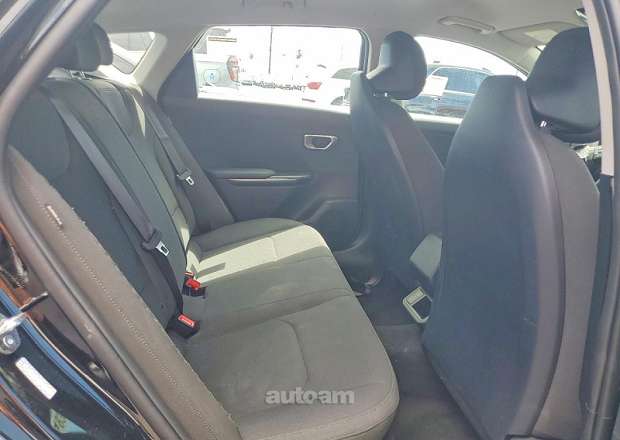 Kia K4