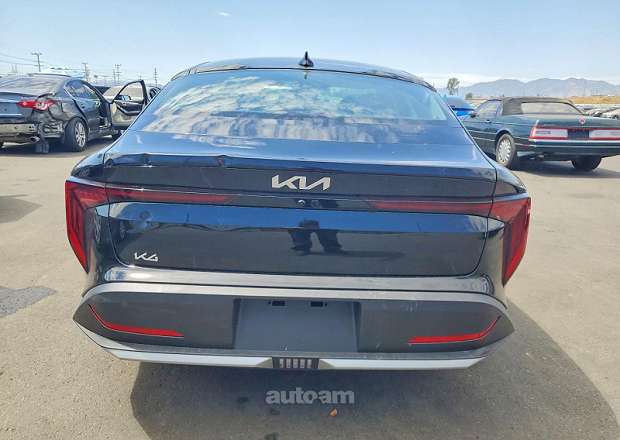 Kia K4