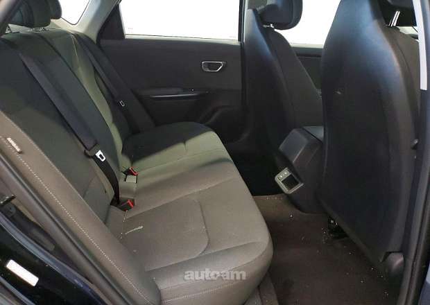 Kia K4