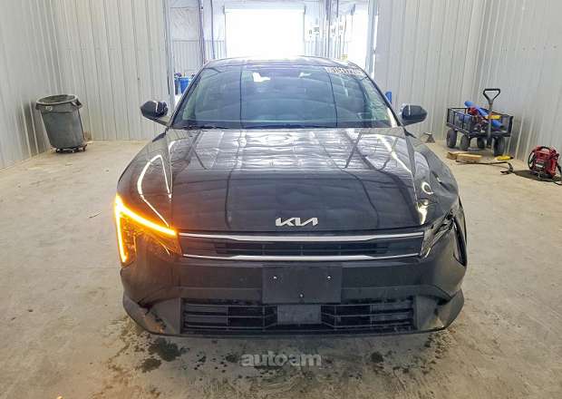 Kia K4