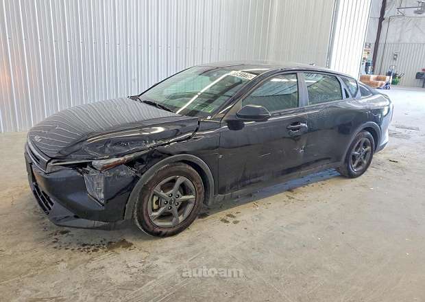 Kia K4