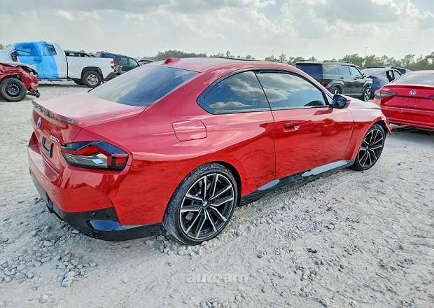 BMW 228