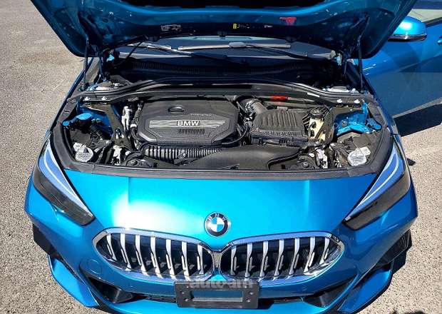 BMW 228