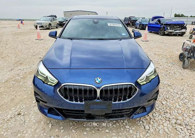 BMW 228