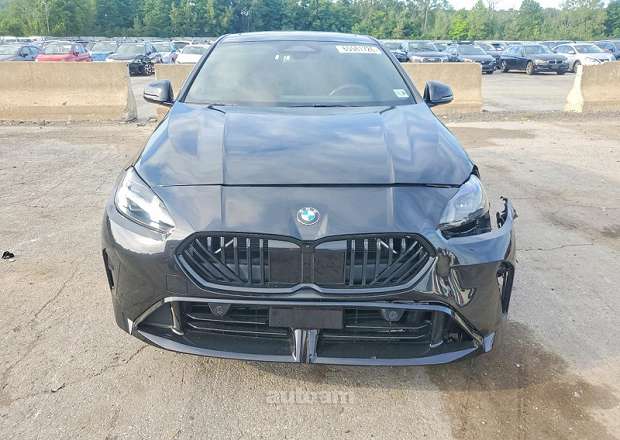 BMW 228