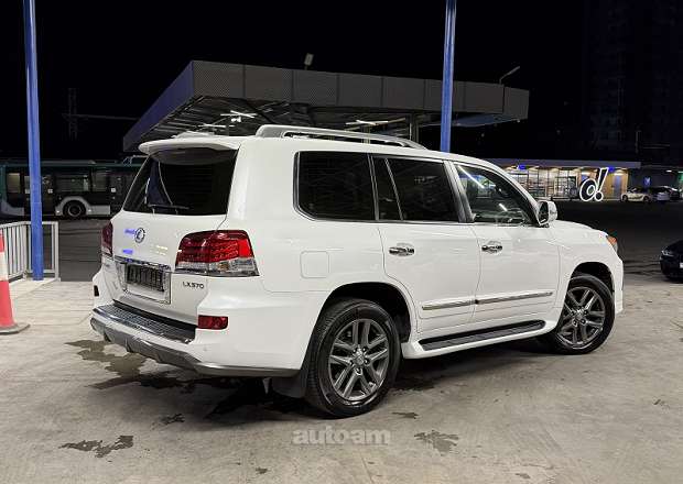 Lexus LX 570 2014 — լուսանկար 4