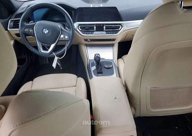 BMW 330