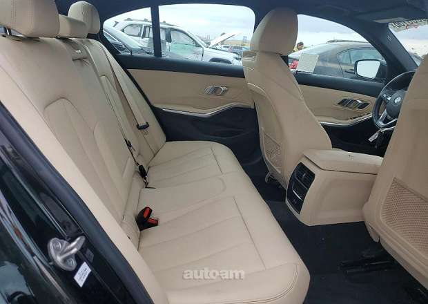 BMW 330