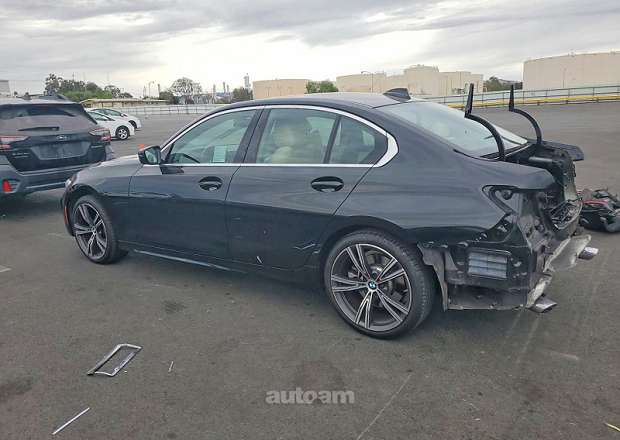 BMW 330