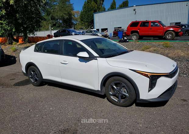 Kia K4