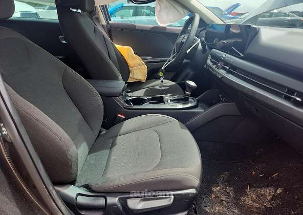 Kia K4