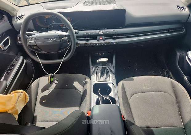 Kia K4