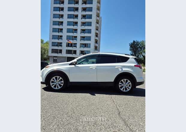 Toyota Rav 4 2018 — photo 4