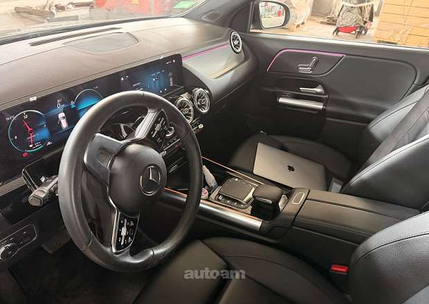 Mercedes-Benz EQA