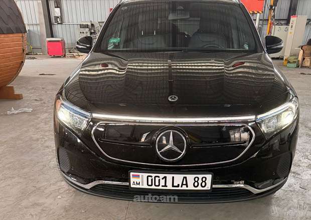 Mercedes-Benz EQA