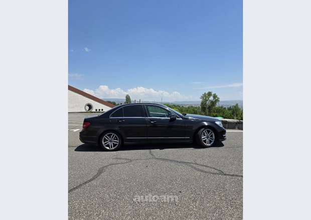 Mercedes-Benz C 180 2012 — լուսանկար 4