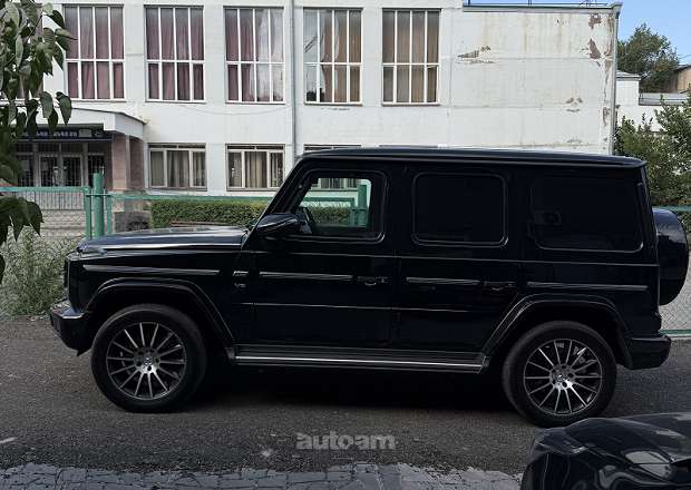 Mercedes-Benz G 500