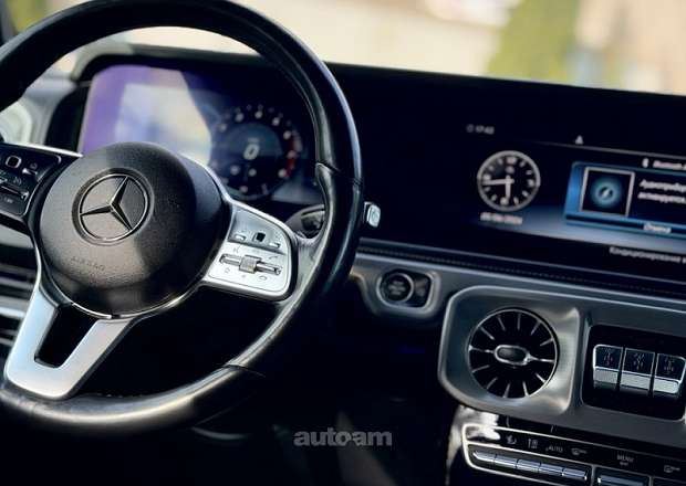 Mercedes-Benz G 500