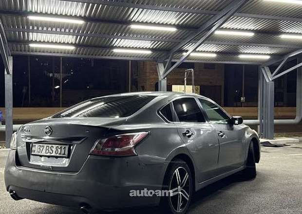 Nissan Altima 2015 — լուսանկար 2