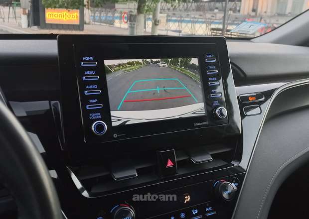 Toyota Camry 2023 — фото 15