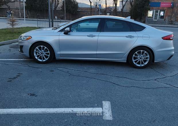 Ford Fusion 2019 — լուսանկար 7