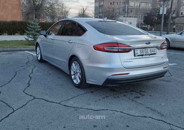 Ford Fusion 2019 — լուսանկար 5