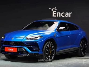 Lamborghini Urus  2021 