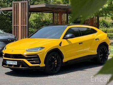 Lamborghini Urus  2019 