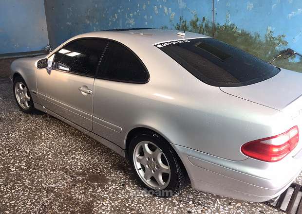 Mercedes-Benz CLK 320 2002 — լուսանկար 11