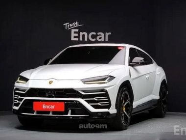 Lamborghini Urus  2020 