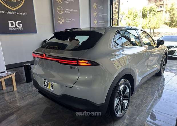 Changan Deepal S05