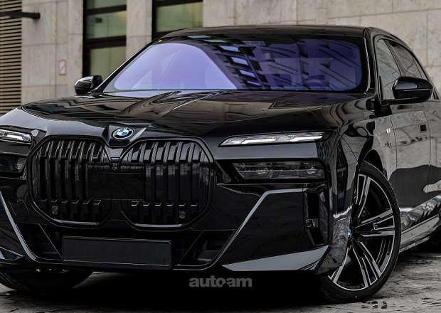 BMW 740
