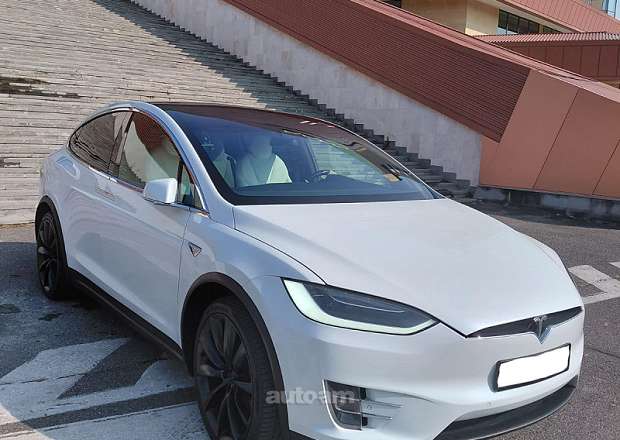 Tesla Model X 2020 — լուսանկար 8
