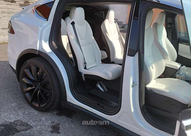 Tesla Model X 2020 — լուսանկար 4