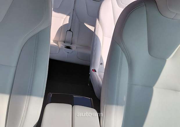 Tesla Model X 2020 — լուսանկար 9