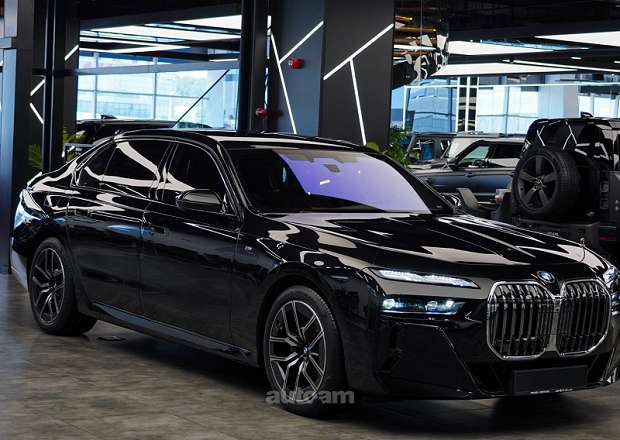 BMW 740