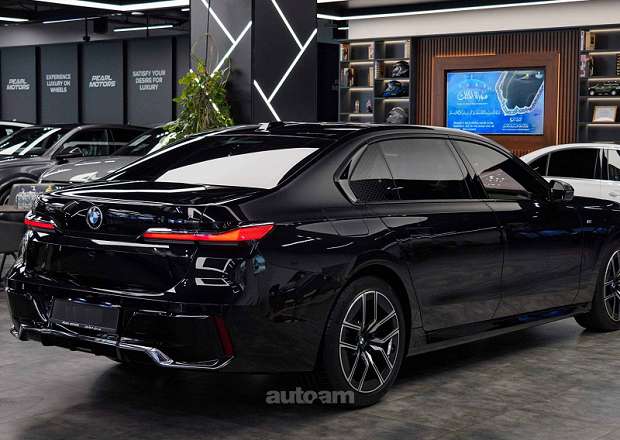 BMW 740